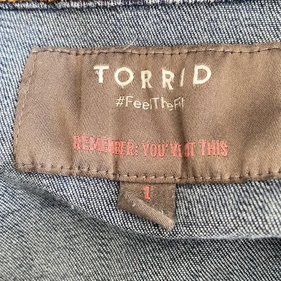 Torrid Blue Medium Wash Collarless Cropped Bolero 3/4 Sleeve Denim Jacket 3683 - Picture 7 of 12